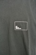 画像3: go slow caravan USA/C スクエアLOGOバックプリントゆったりTEE メンズ 人気 通販 (3)