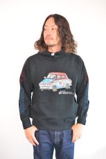 画像1: go slow caravan 【NISSAN×go slow caravan】空紡糸裏毛 VIOLET コンチョプルパーカー メンズ 人気 通販 (1)